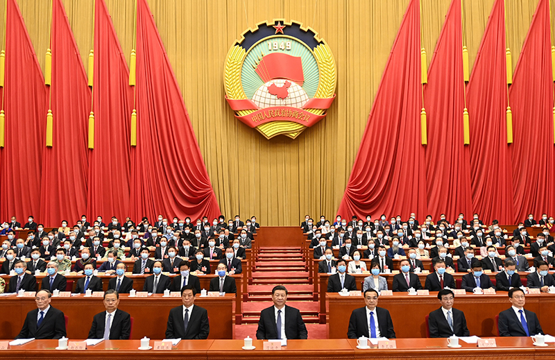 5月21日，中国人民政治协商会议第十三届全国委员会第三次会议在北京人民大会堂开幕。这是习近平、李克强、栗战书、王沪宁、赵乐际、韩正、王岐山在主席台就座。新华社记者 李学仁 摄